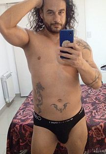 Leo Masajista masculino