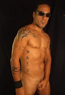 Leo Escort Masculino