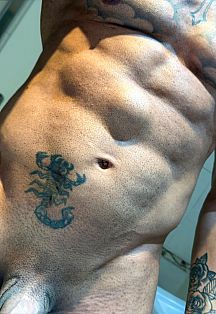 Kike Escort Masculino