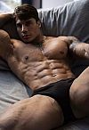 William Escort Masculino