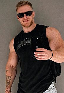 Santi Escort Masculino