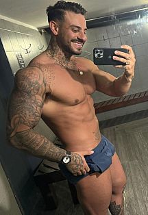 Daddy Escort Masculino
