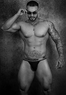 Daddy Escort Masculino