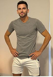 Luzio Escort Masculino