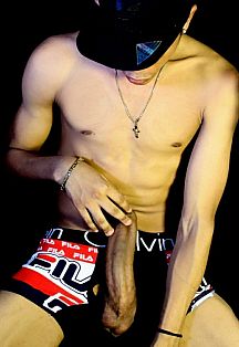 Presley Escort Masculino