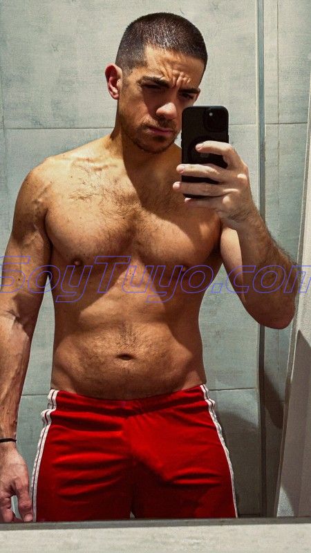 Hi, I am Adrián, Welcome to my profile!
