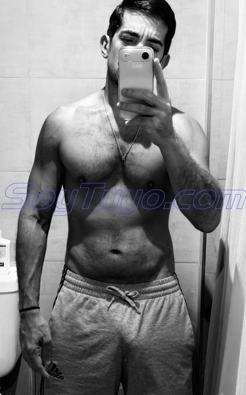 Hola, soy Adrián, Bienvenido a mi perfil !