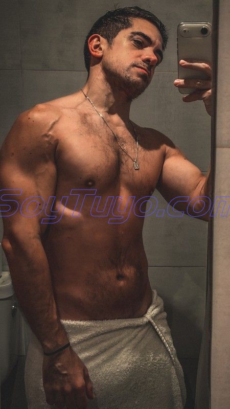 Hola, soy Adrián, Bienvenido a mi perfil !