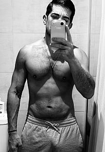 Adrián Masajista masculino