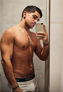 Adrián Masajista masculino