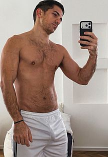 Adrián Masajista masculino