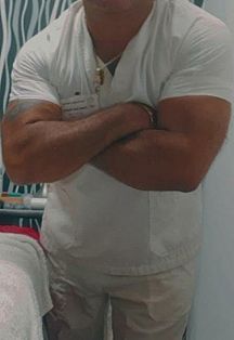 Leonel Masajista masculino