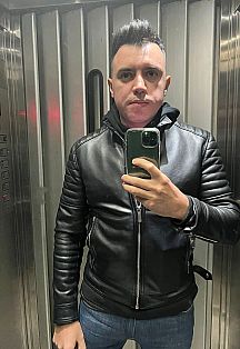 Agustín Escort Masculino