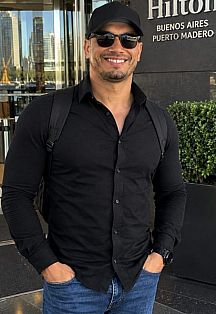 Maikol Escort Masculino