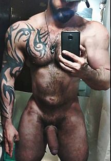 Norbert Escort Masculino