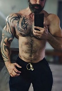 Norbert Escort Masculino