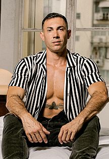 Felix Escort Masculino