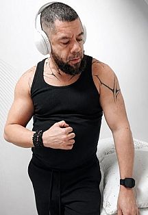 Omar Masajista masculino