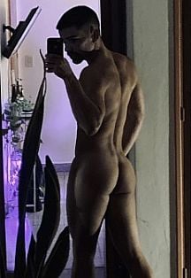 Renzo Escort Masculino