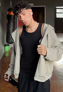 Gian Escort Masculino