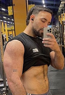 Milo Ferrar Masajista masculino