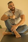 Hernán Male Escort