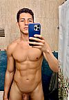 André