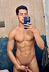 André
