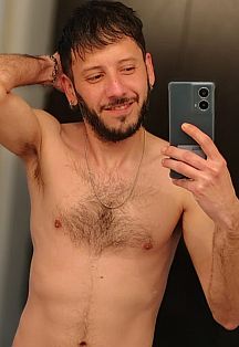 Tiziano Escort Masculino