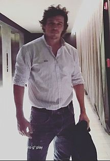 Calígula Escort Masculino