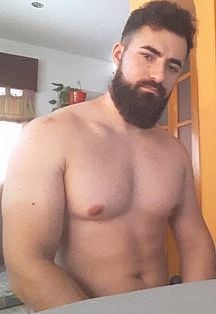 Lukka Escort Masculino