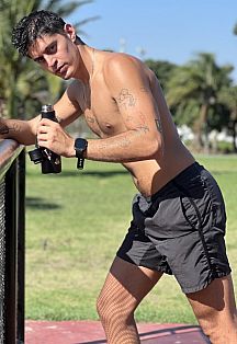 Ramiro Escort Masculino