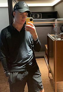 Thiago Masajes Male Escort