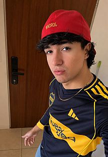 Aaren Escort Masculino