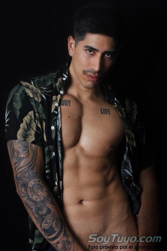 Hola, soy Alexandro, Bienvenido a mi perfil !