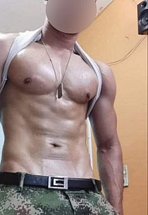 Actor XXX 20 cm Escort Masculino