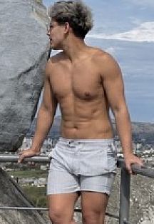 Agustin W. Escort Masculino