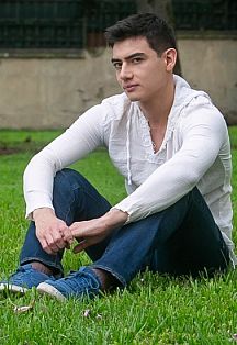 Ciro Aybal Escort Masculino