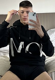 Taiel Escort Masculino