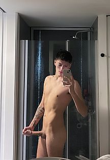 Taiel Escort Masculino