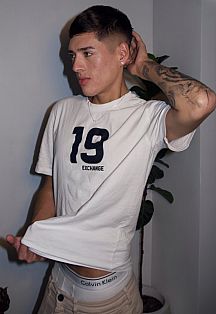 Taiel Escort Masculino