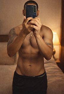 Khalil Escort Masculino