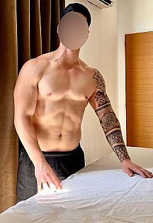 Nacho Fit Masajista masculino