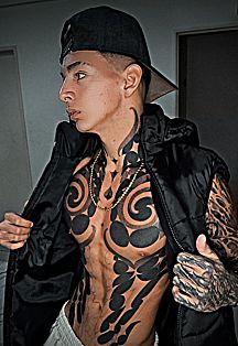 Brian Fit Escort Masculino