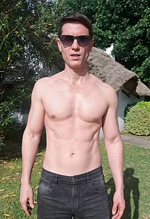 Dorian Escort Masculino