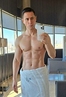 Dorian Escort Masculino