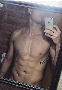 Franco 77 Escort Masculino