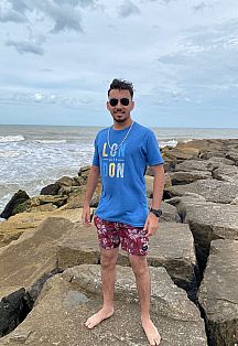 Ricky 10 Escort Masculino