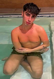 Alessandro Escort Masculino