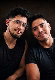 Javi y Viktor Masajista masculino